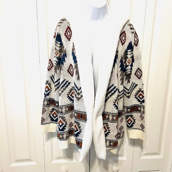 Almost Famous-Aztec Juniors Large Cream/Sherpa Hooded Open Front Cardigan-Soft - Picture 7 of 16
